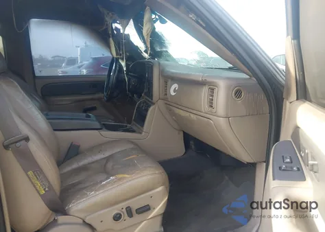 2004 Chevrolet Avalanche 1500 из США, поврежденный, VIN 3GNEK12T74G339098